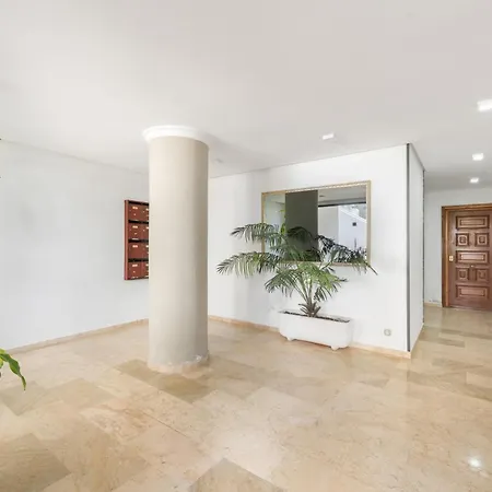 Overlooking The Apartment Marbella